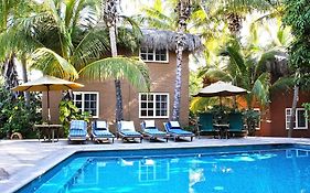 The Bungalows Hotel